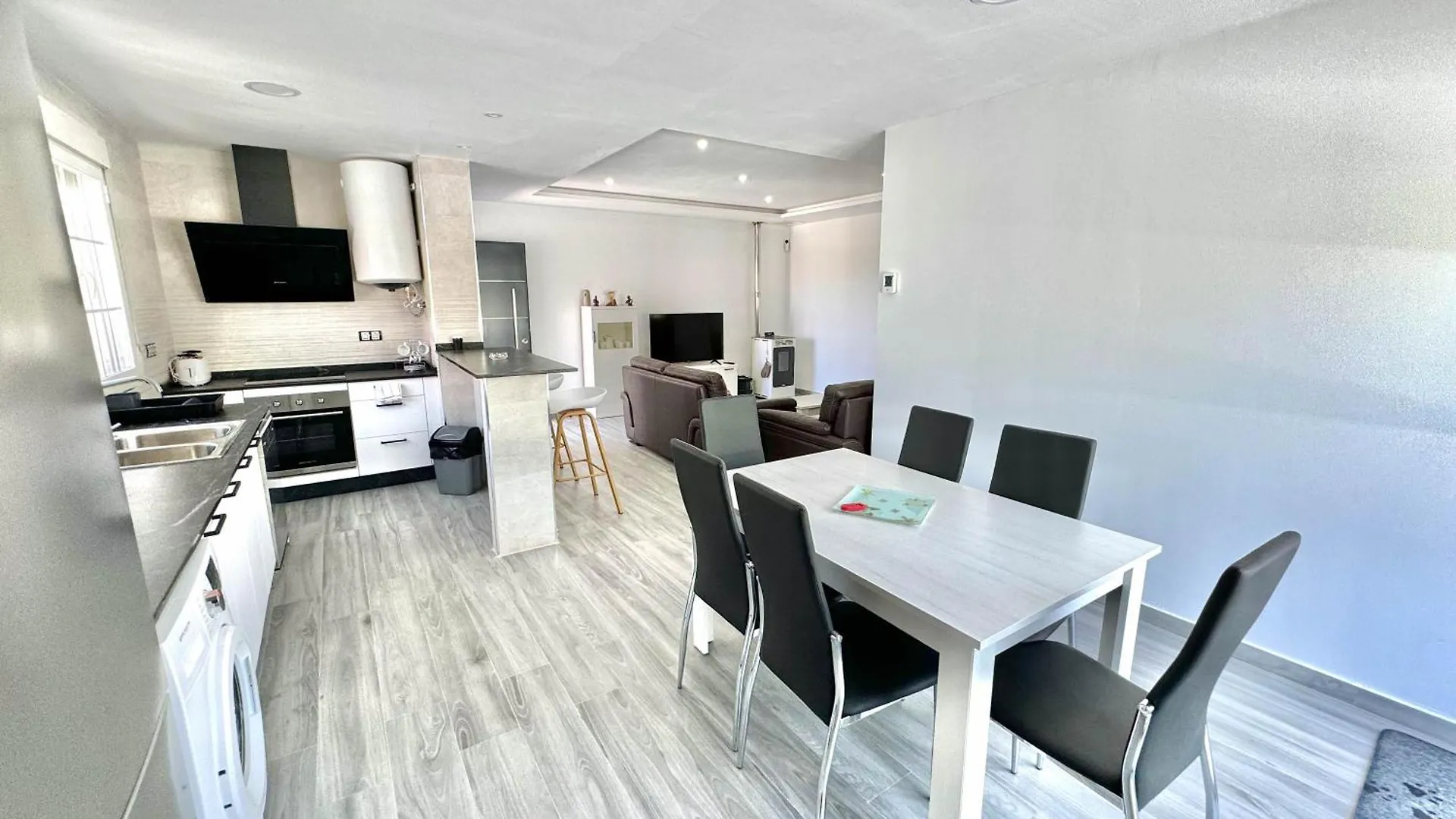 Apartamaento Asis A Albunan